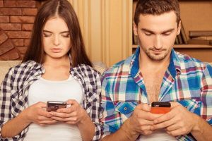 devices negatively impact relationship